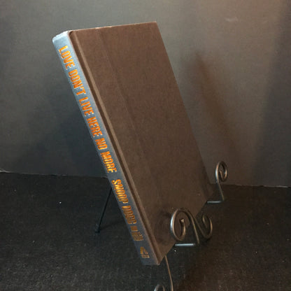 Love Don't Live Here No More - Snoop Dogg and David E. Talbert - Signed - 1st Edition - 2006