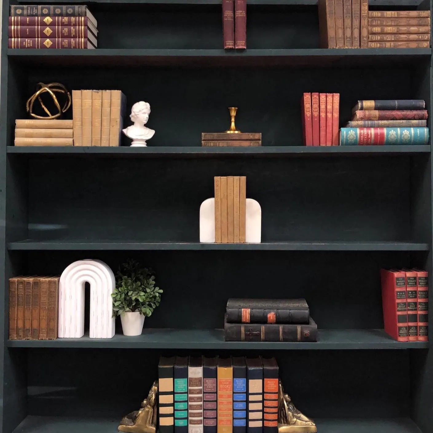 Classic Books by the Foot: Graded Literature Readers, Decorative Hardcover Set, Display Hardcovers