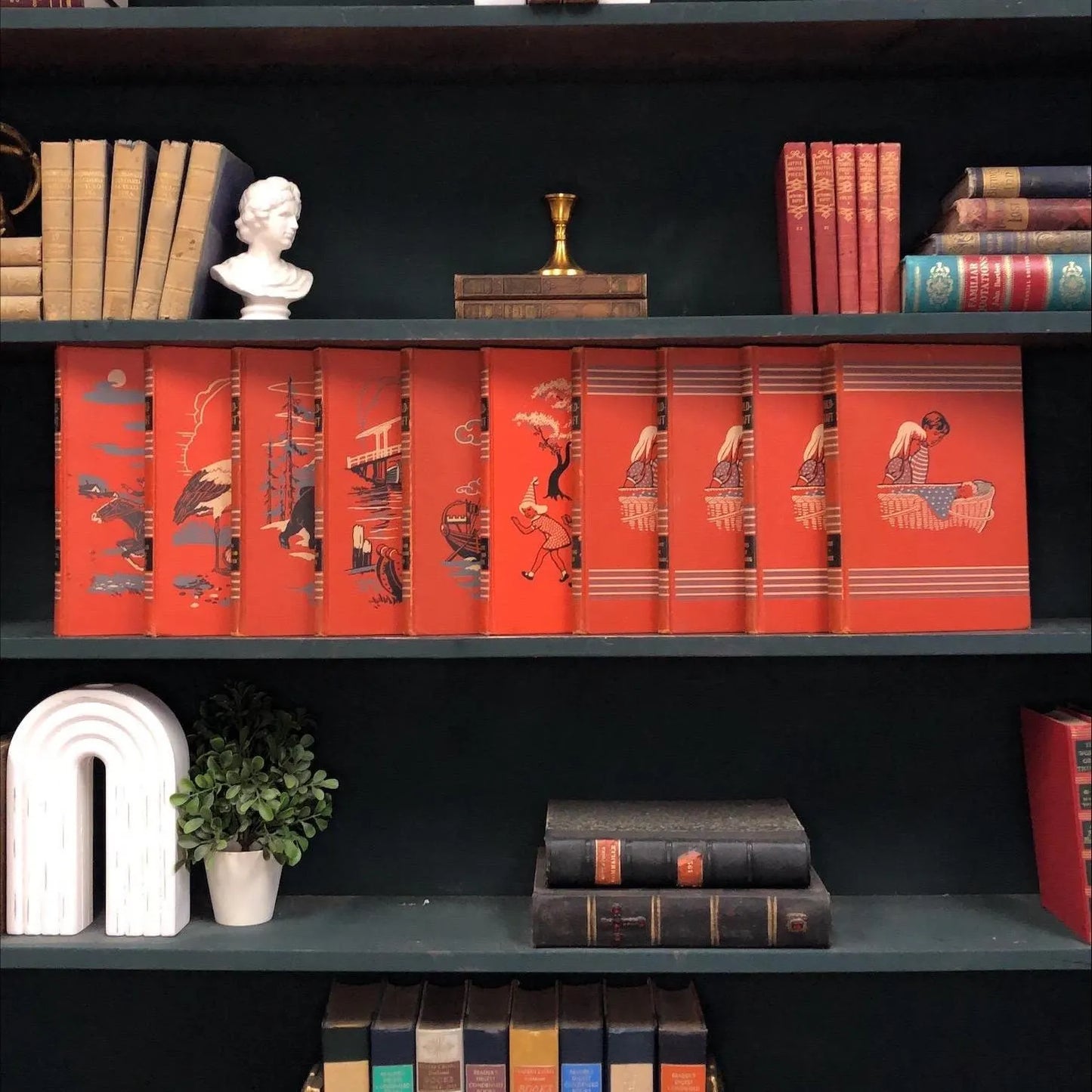 Vintage Hardcover Books by the Foot: Childcraft How and Why Library