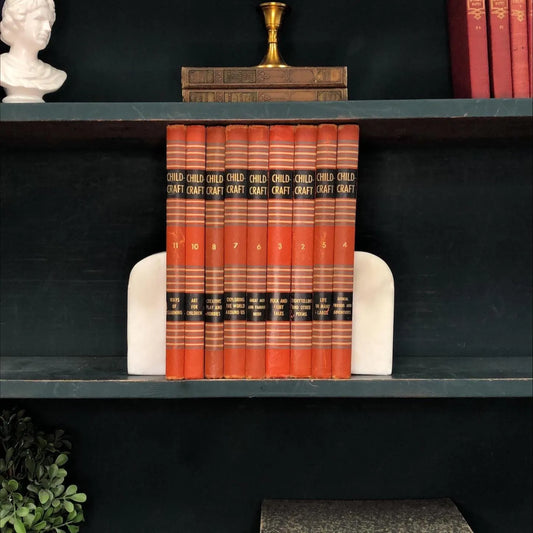 Vintage Hardcover Books by the Foot: Childcraft How and Why Library