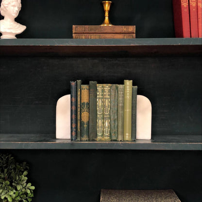 Classic Books by the Foot: Green Pocket Books, Decorative Hardcover Set, Display Hardcovers
