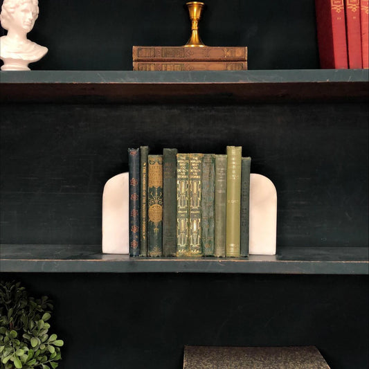 Classic Books by the Foot: Green Pocket Books, Decorative Hardcover Set, Display Hardcovers