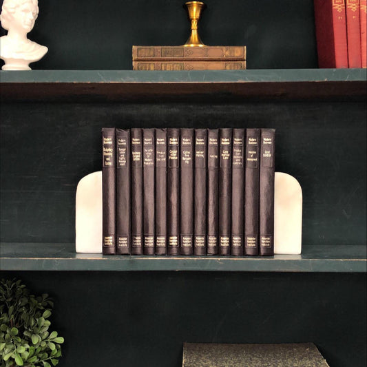 Classic Books by the Foot: Modern Business, Decorative Hardcover Set, Display Hardcovers