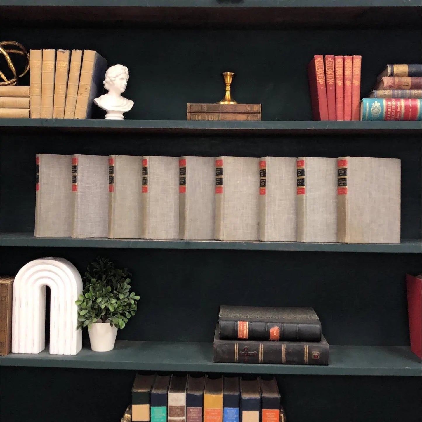 Classic Books by the Foot: Erle Stanley Gardener, Decorative Hardcover Set, Display Hardcovers