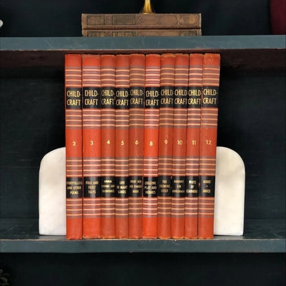 Vintage Hardcover Books by the Foot: Childcraft How and Why Library