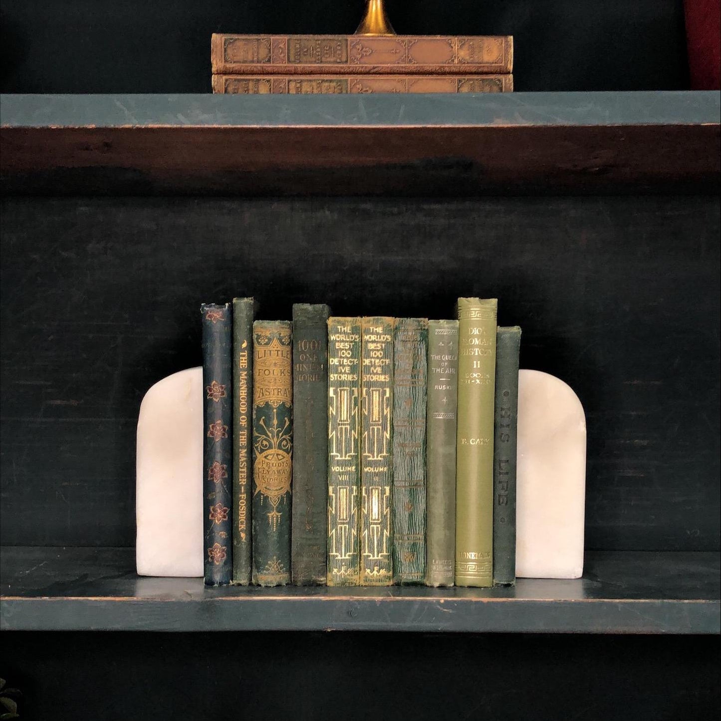 Classic Books by the Foot: Green Pocket Books, Decorative Hardcover Set, Display Hardcovers