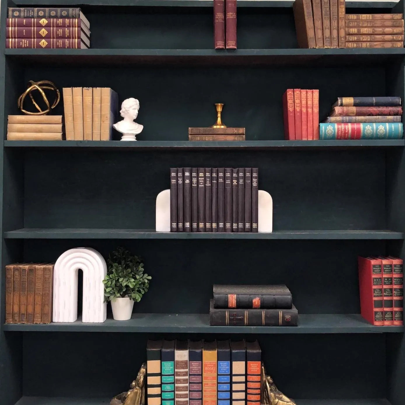 Classic Books by the Foot: Modern Business, Decorative Hardcover Set, Display Hardcovers