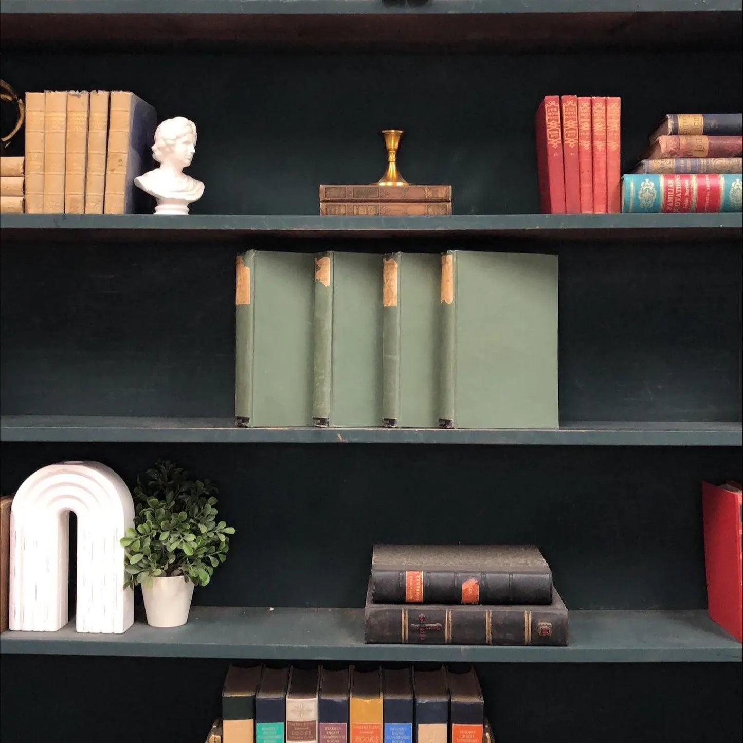 Classic Books by the Foot: Bulwer's Novels Knebworth Limited Edition, Decorative Hardcover Set, Display Hardcovers
