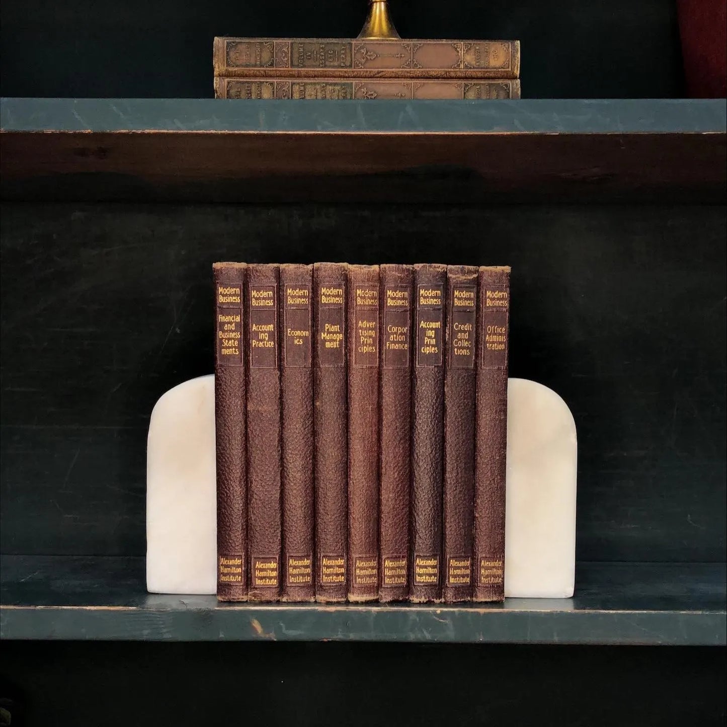 Classic Books by the Foot: Modern Business, Decorative Hardcover Set, Display Hardcovers