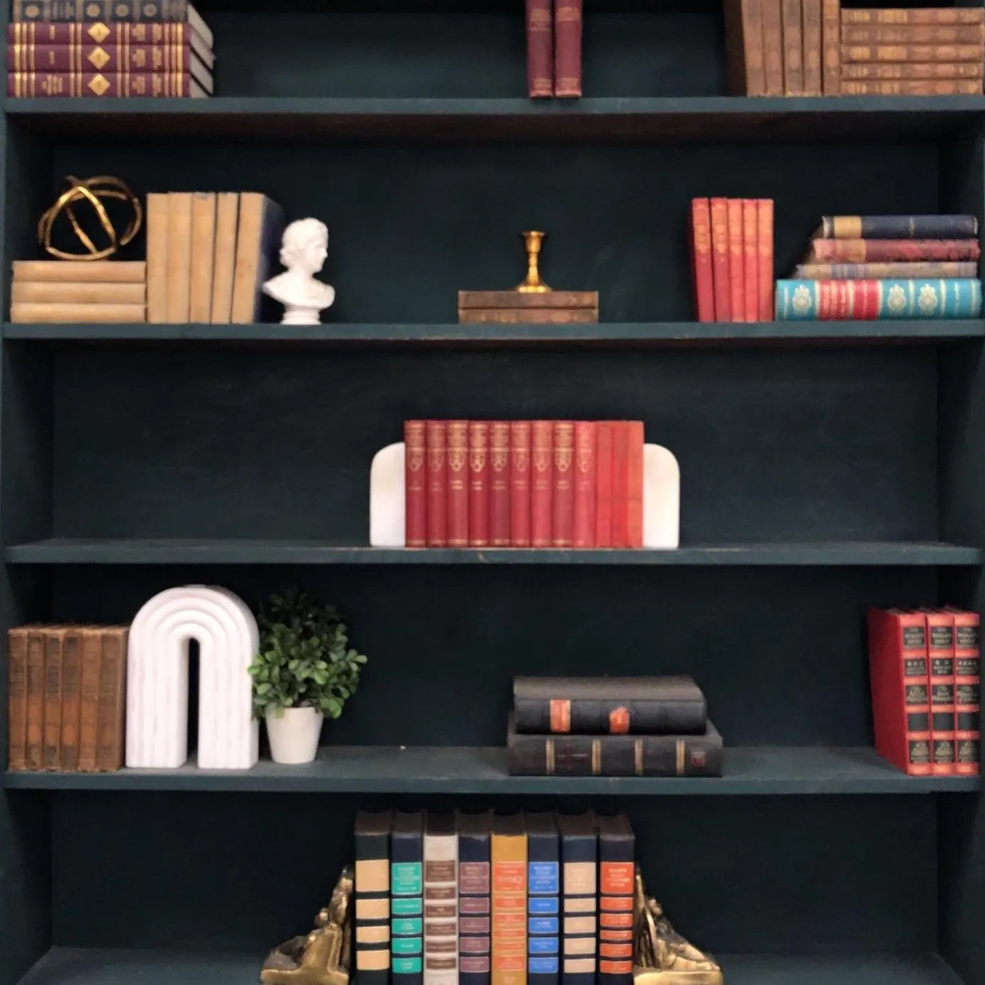Classic Books by the Foot: Pocket Classics, Hardcover Set, Display Hardcovers
