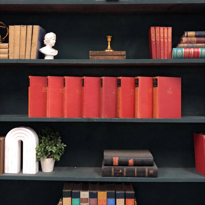 Classic Books by the Foot: The Works Of, Hardcover Set, Display Hardcovers