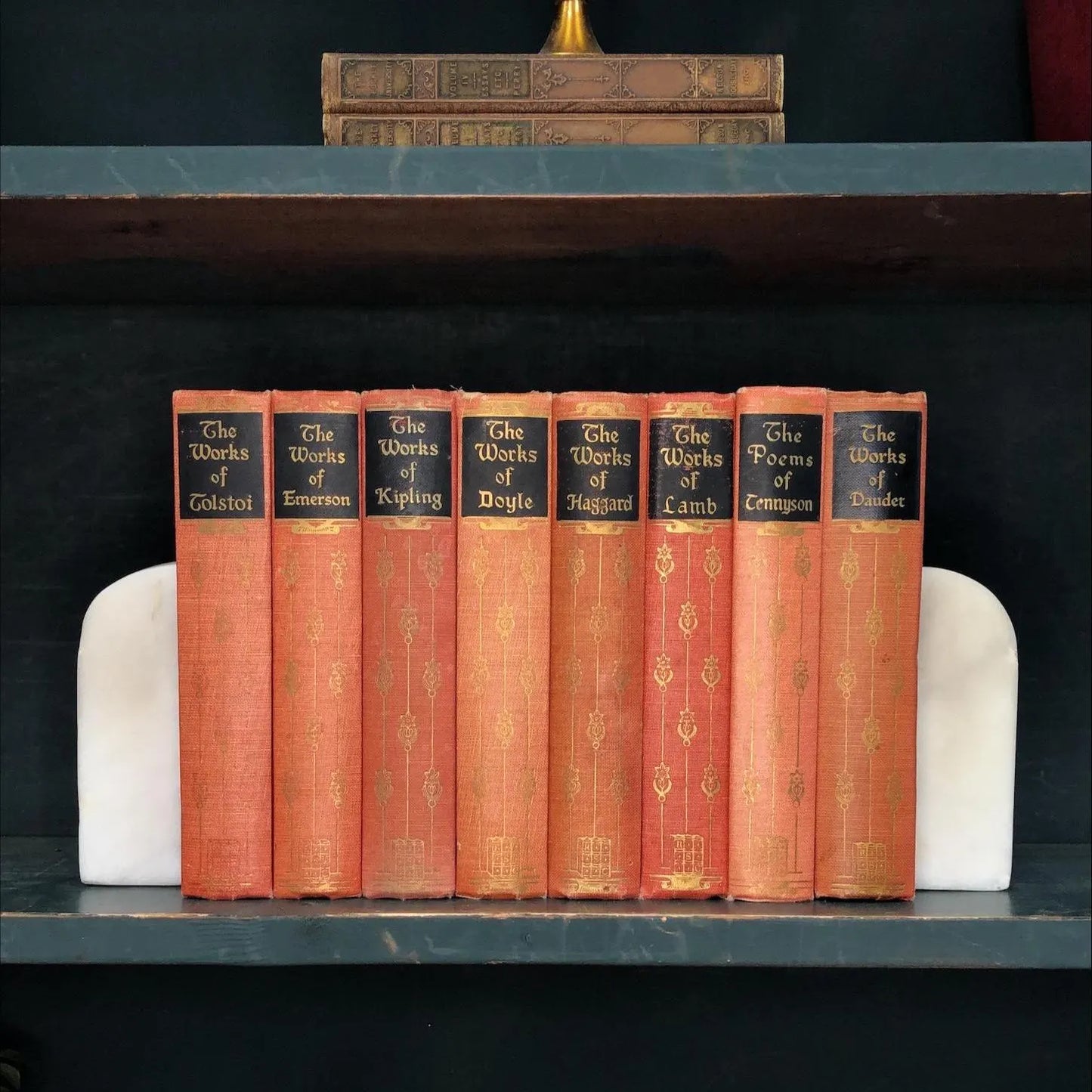 Classic Books by the Foot: The Works Of, Hardcover Set, Display Hardcovers
