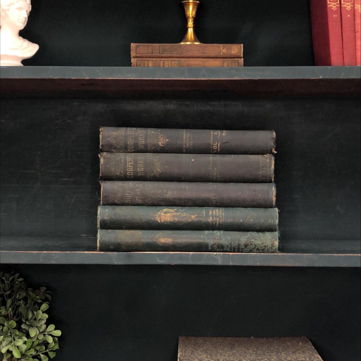 Classic Books by the Foot: Decorative Hardcover Set, Display Hardcovers