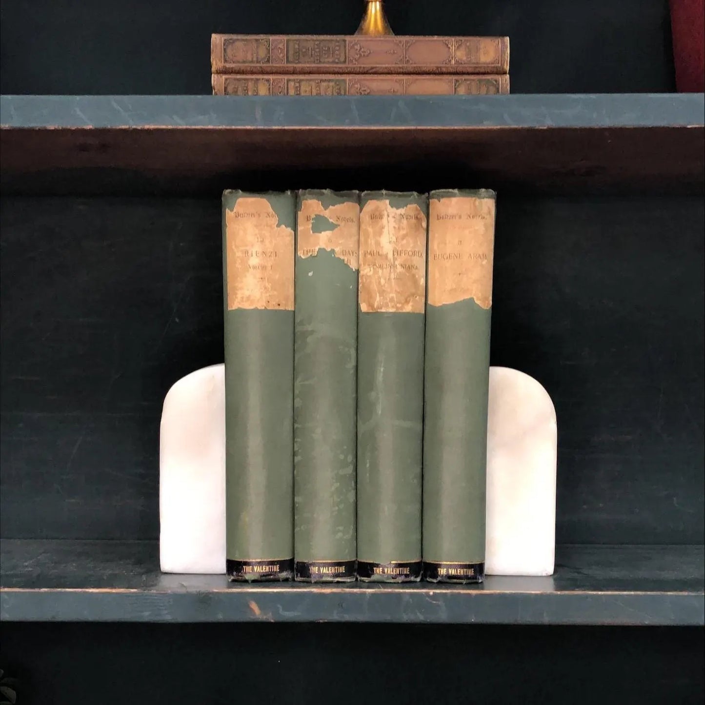 Classic Books by the Foot: Bulwer's Novels Knebworth Limited Edition, Decorative Hardcover Set, Display Hardcovers