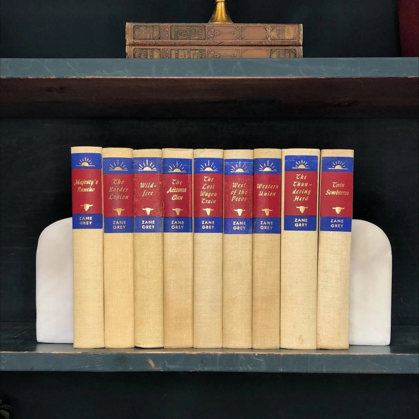 Classic Books by the Foot: Western Ranch Decor Set, Decorative Hardcover Set, Display Hardcovers
