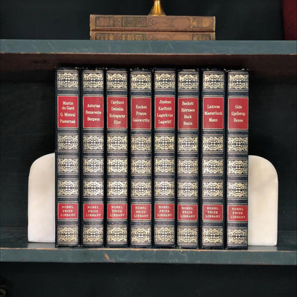 Classic Books by the Foot: Noble Prize Library, Decorative Hardcover Set, Display Hardcovers