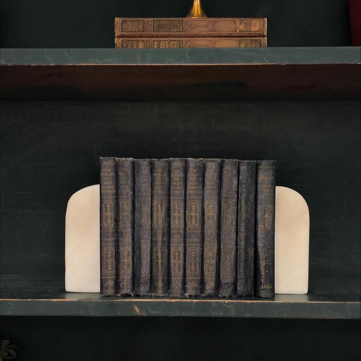 Classic Books by the Foot: Pocket Classics, Hardcover Set, Display Hardcovers