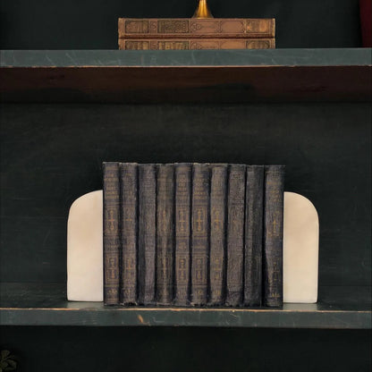 Classic Books by the Foot: Pocket Classics, Hardcover Set, Display Hardcovers