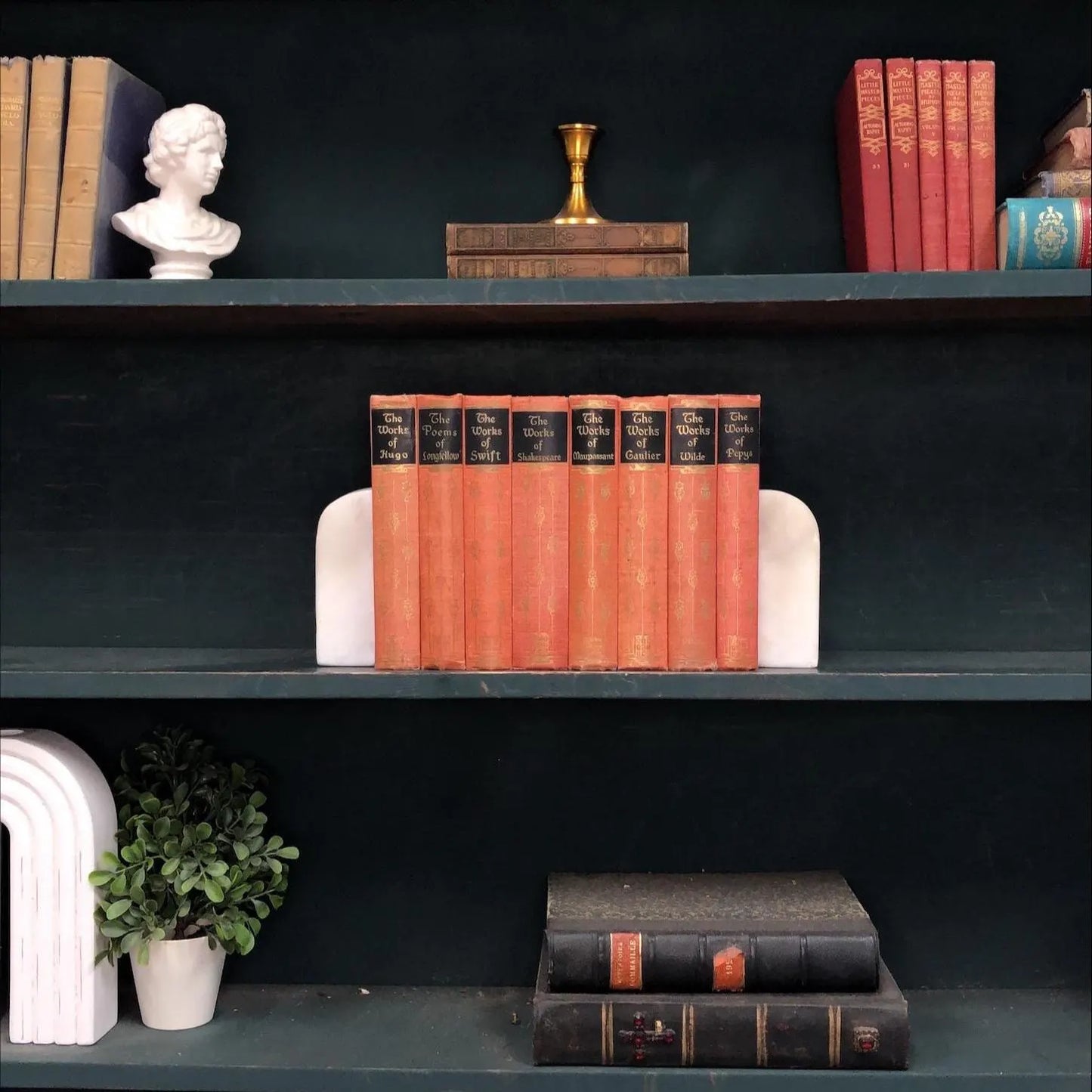 Classic Books by the Foot: The Works Of, Hardcover Set, Display Hardcovers