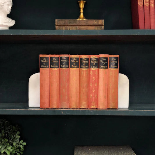 Classic Books by the Foot: The Works Of, Hardcover Set, Display Hardcovers