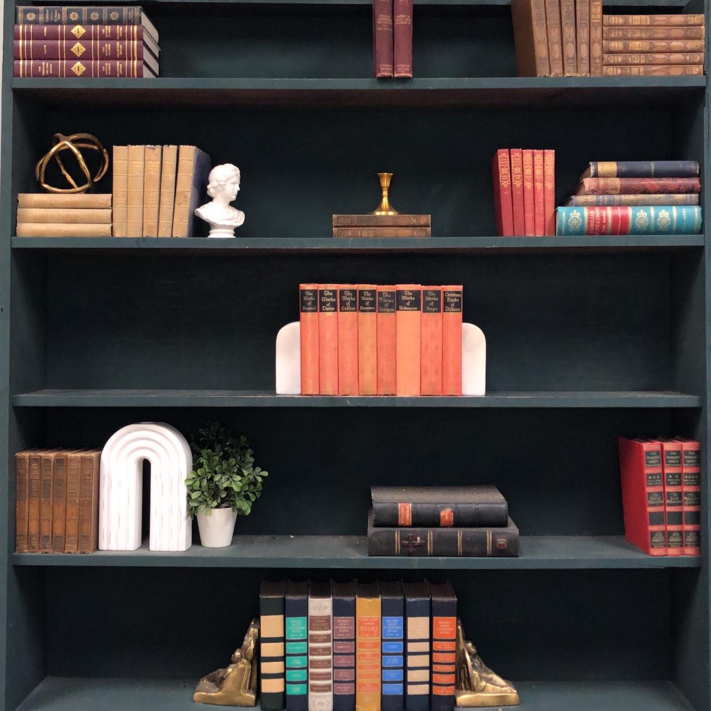 Classic Books by the Foot: The Works Of, Hardcover Set, Display Hardcovers