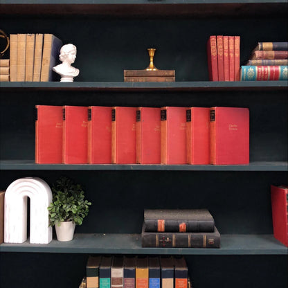 Classic Books by the Foot: The Works Of, Hardcover Set, Display Hardcovers