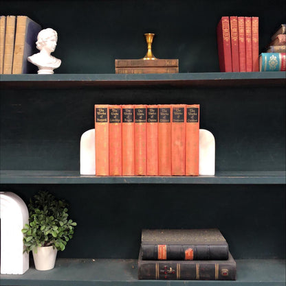 Classic Books by the Foot: The Works Of, Hardcover Set, Display Hardcovers