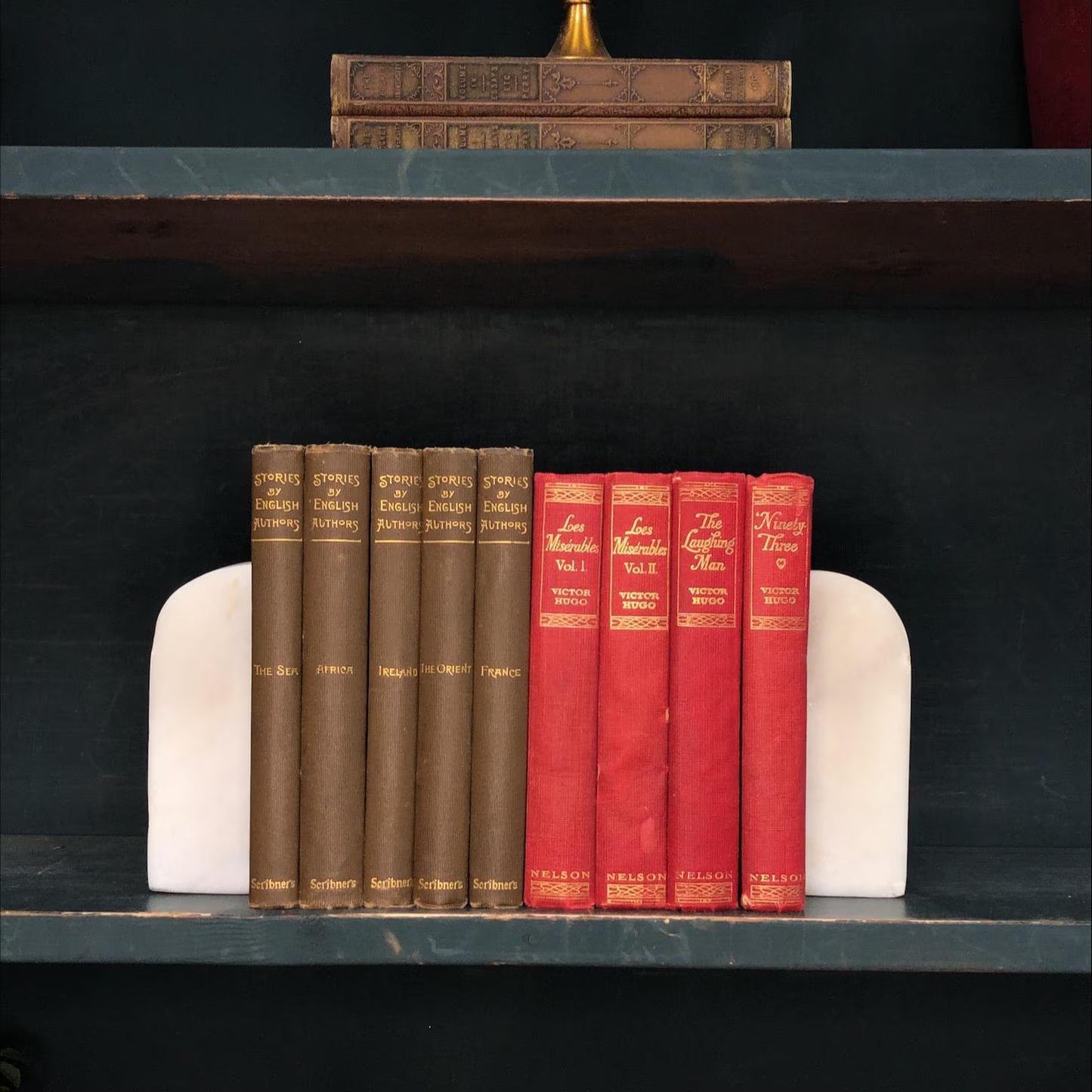 Classic Books by the Foot: Old-World European, Hardcover Set, Display Hardcovers