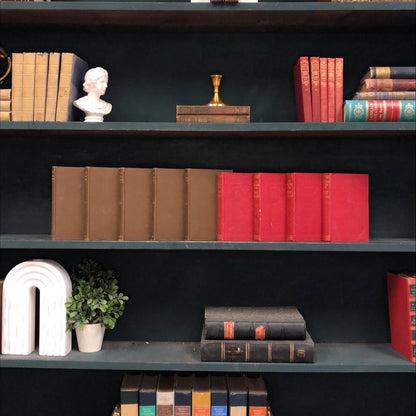 Classic Books by the Foot: Old-World European, Hardcover Set, Display Hardcovers