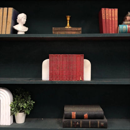 Classic Books by the Foot: The Best of the World's Classics, Hardcover Set, Display Hardcovers