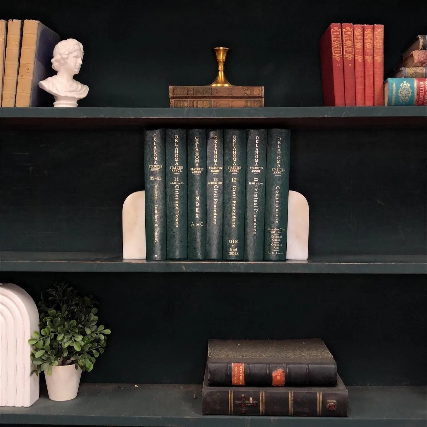 Classic Books by the Foot: Oklahoma Status Annotated, Hardcover Set, Display Hardcovers