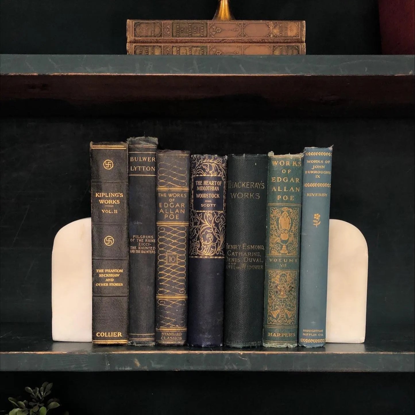 Classic Books by the Foot: Antique Gothic Academia Classic Bundle Old World Library Decor, Display Hardcovers set