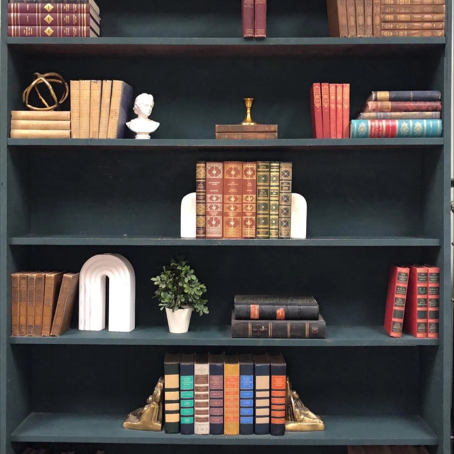 Classic Books by the Foot: Old World Classic Study Decor International Collectors Library Bundle, Hardcover Display