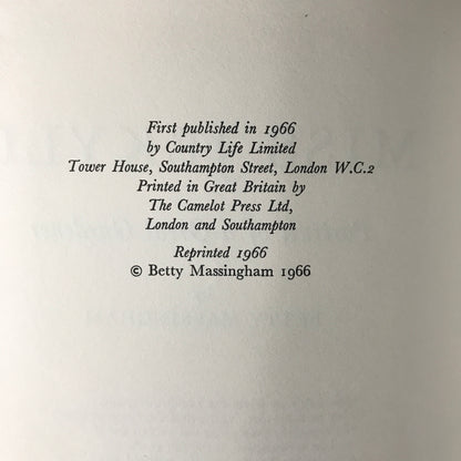 Miss Jekyll: Portrait of a Great Gardener - Betty Massingham - 1966 - Reprint