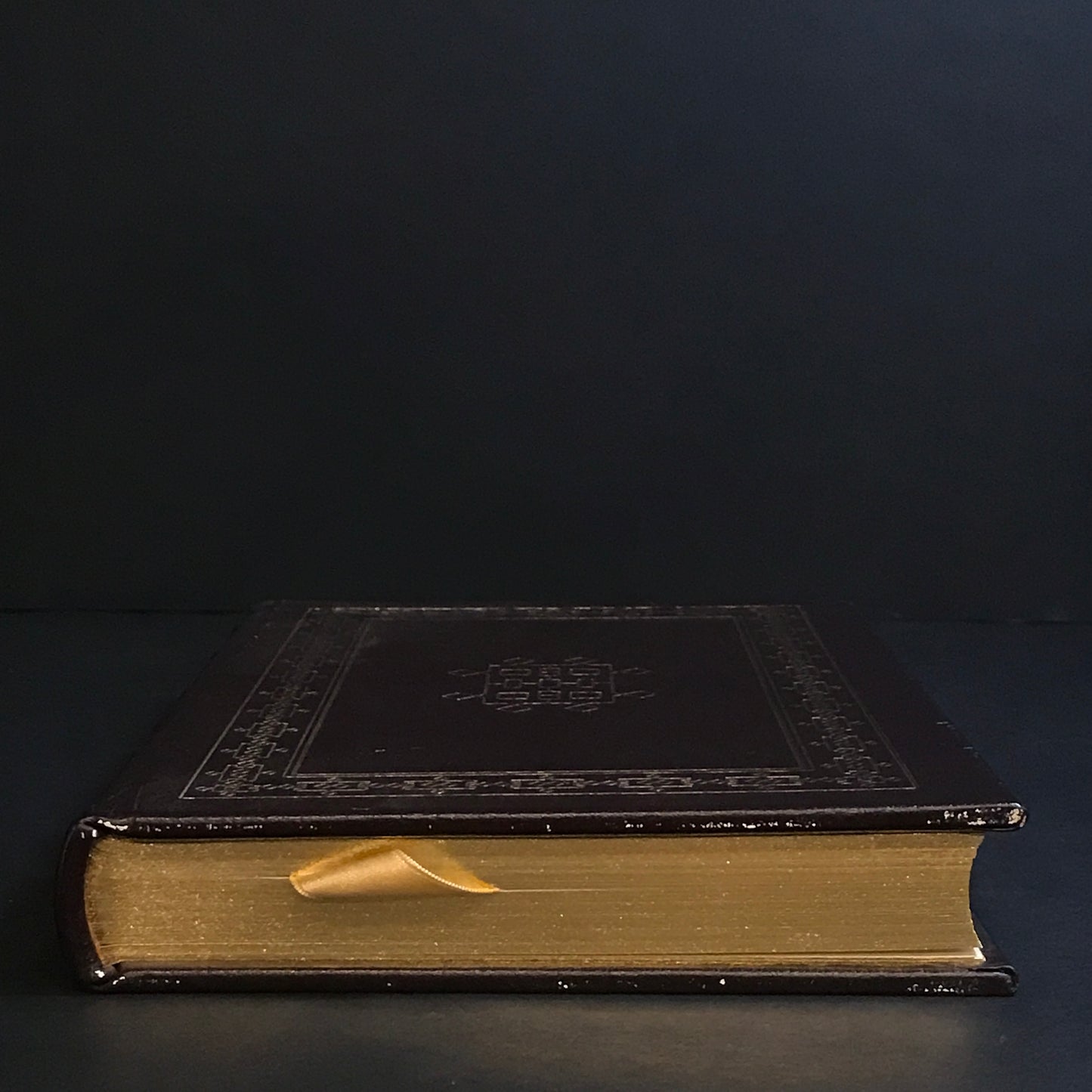 Terminal Café - Ian McDonald - Signed - 1st Edition - Easton Press - 1994