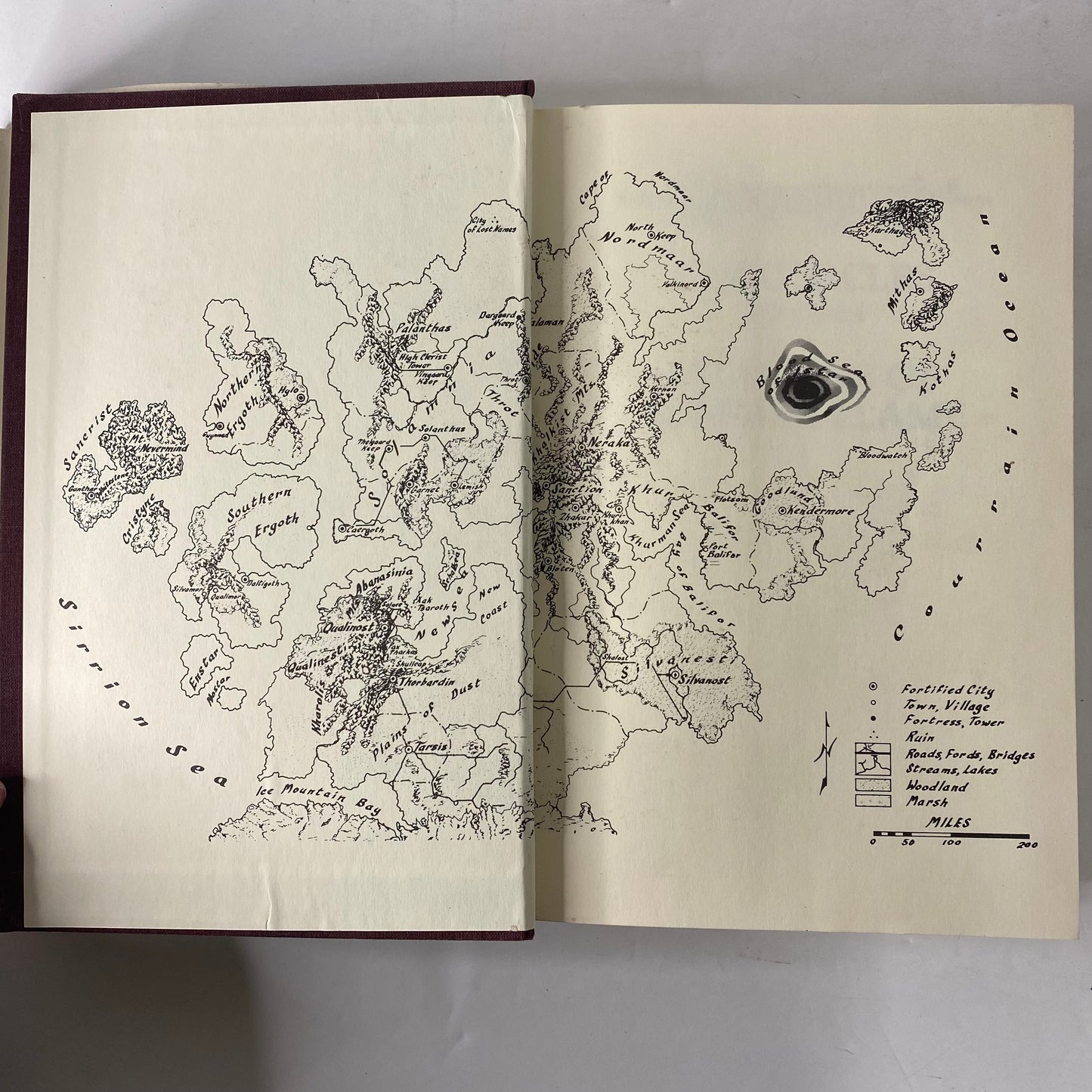 Dragons of Summer Flame - Margaret Weis and Tracy Hickman - Signed by Hickman - Association Copy - 1st Edition -1995