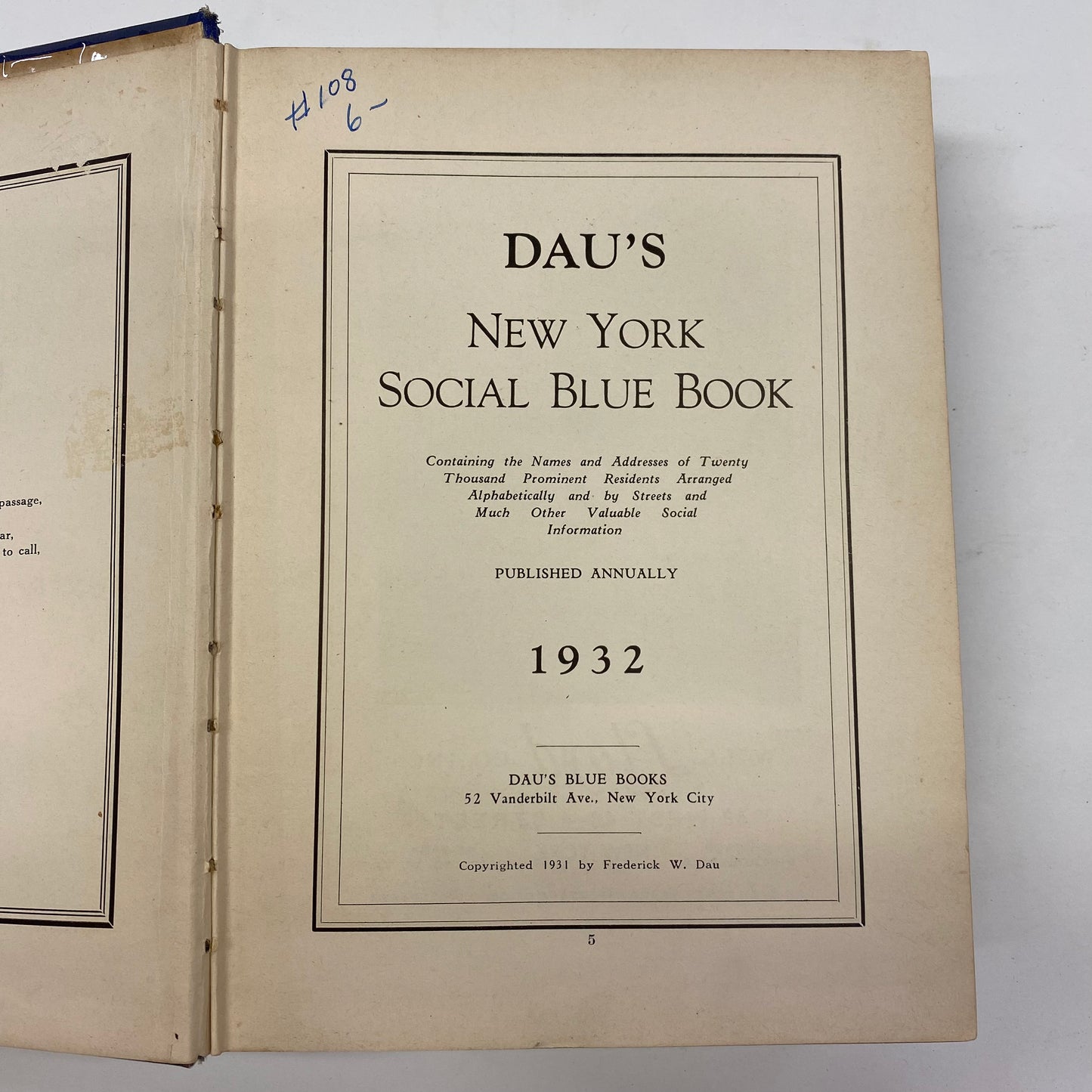 Dau’s New York Social Blue Book - Frank W. Dau - 1932